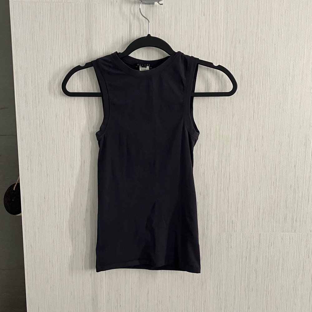 Theory Stretchy Purple Tank